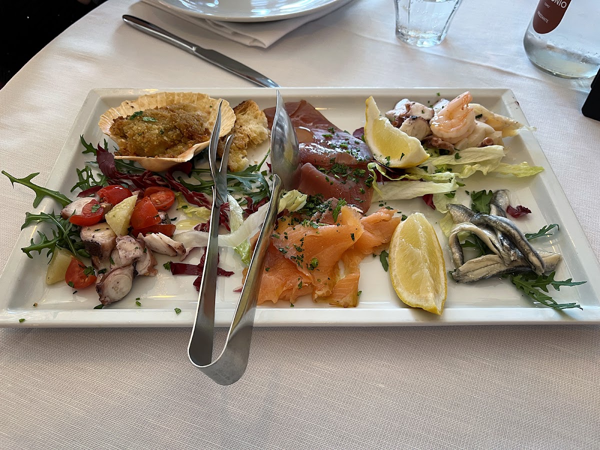 Piatto del menù Menu turistico