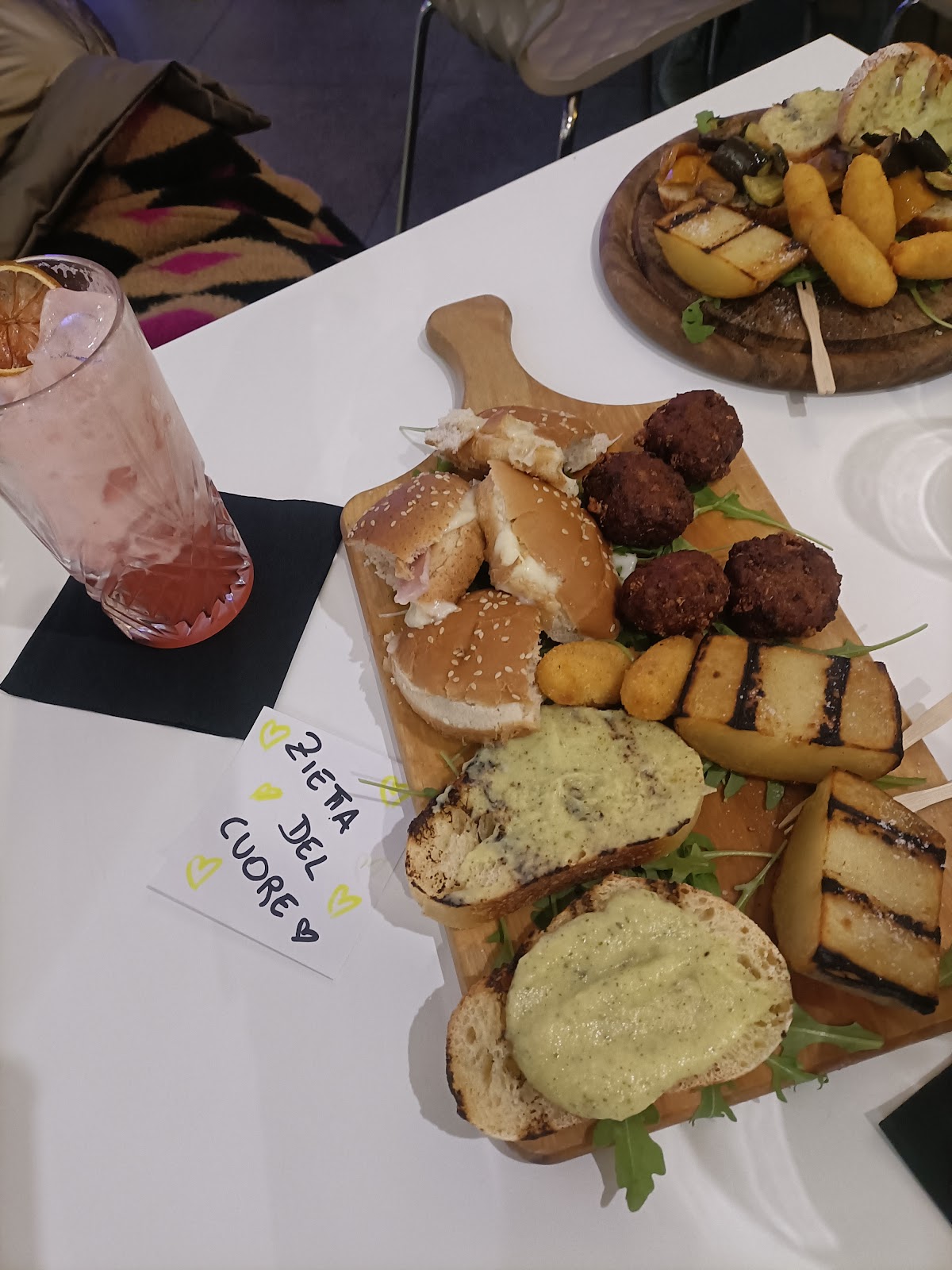Foto 4 di My HOUSE café, food & drink