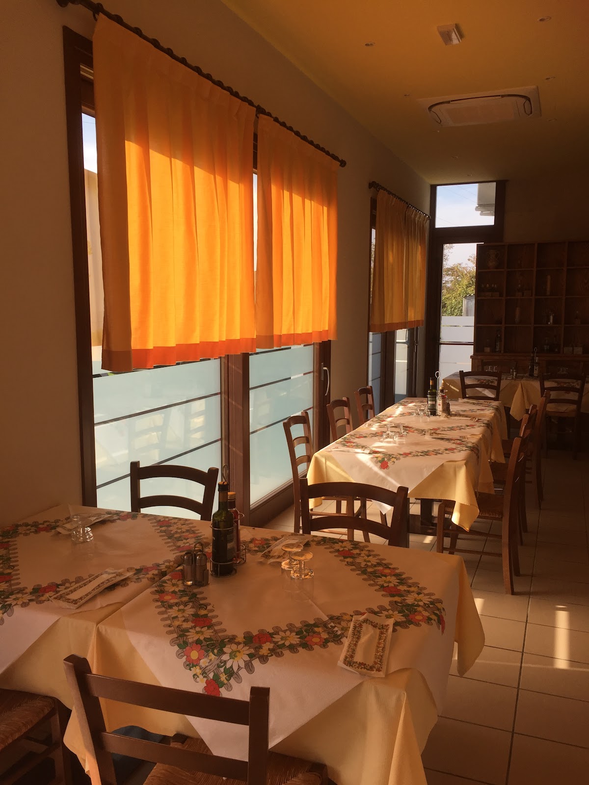 Bar Trattoria Taurian