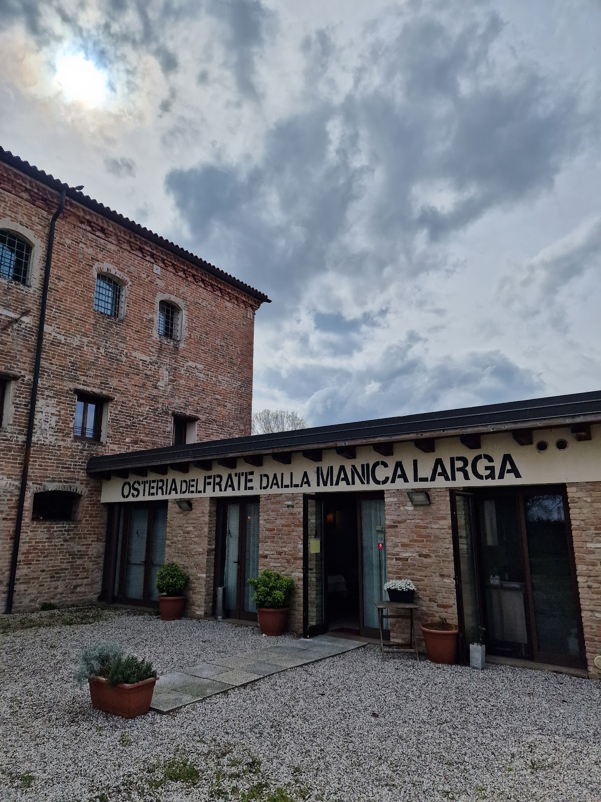 Foto 3 di Osteria del Frate dalla Manica Larga