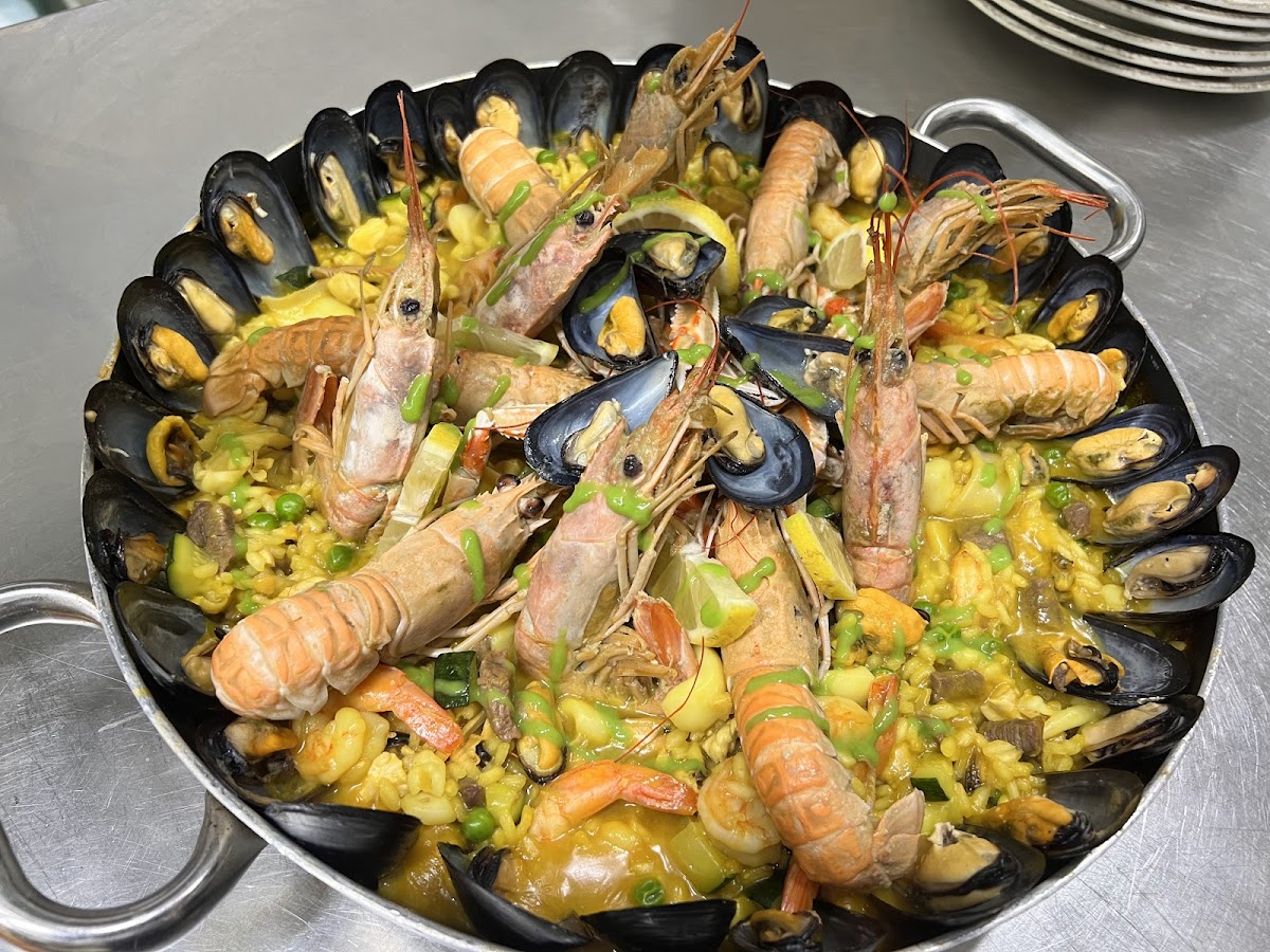 Ristorante Mediterraneo | Pesce d’eccellenza e Pizza Contemporanea