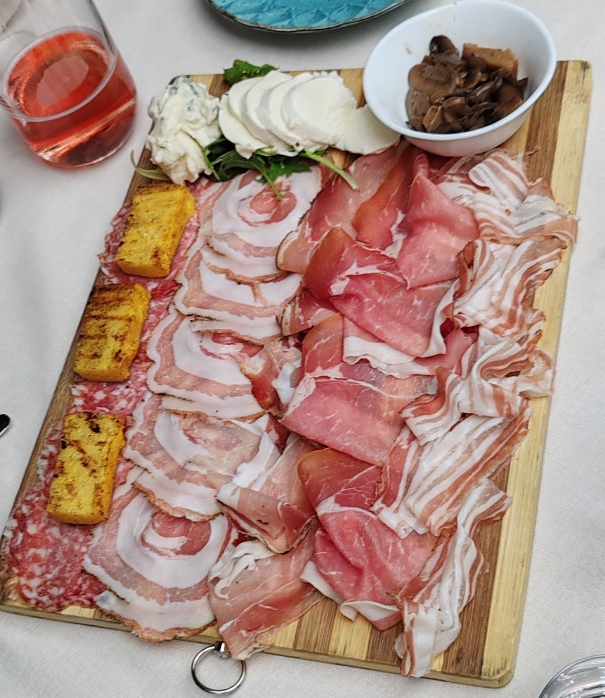 Piatto del menù Menu turistico di Terra