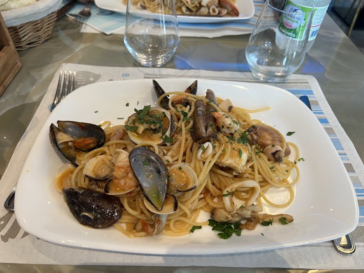 Foto 4 di Mi Manchi Ristorante Pizzeria specialità di pesce