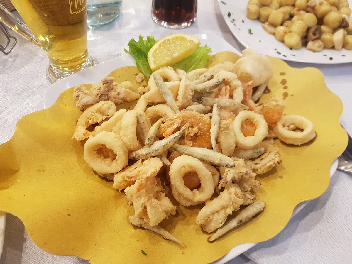 Piatto del menù Menu turistico di Terra