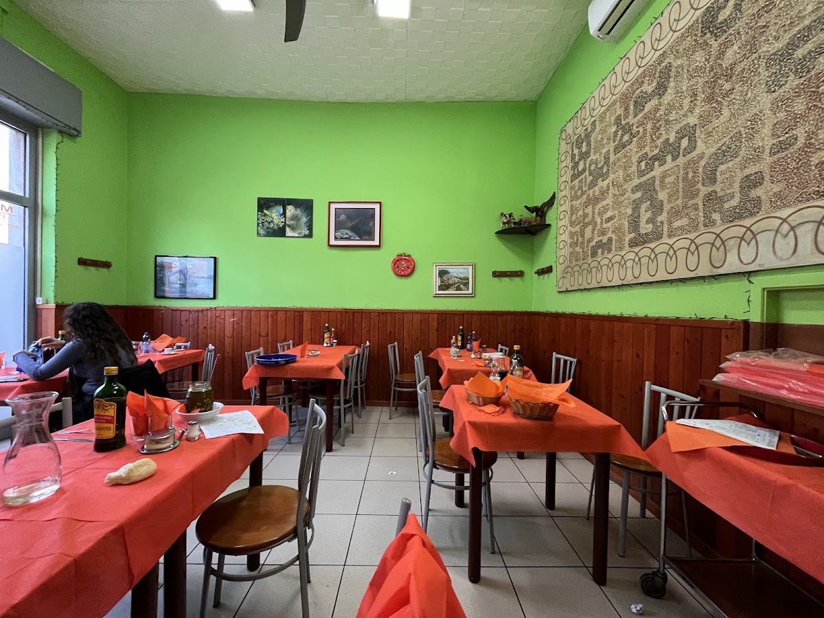 Trattoria la Madonnina di Costantino Cuciniello (Precotto)
