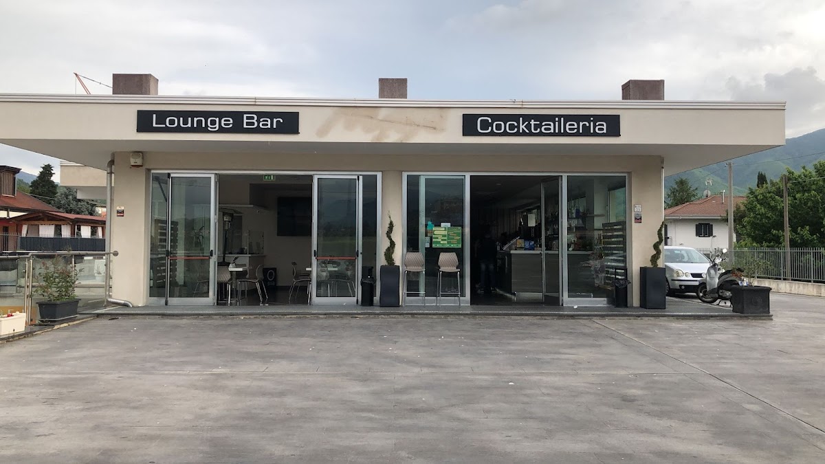 My HOUSE café, food & drink