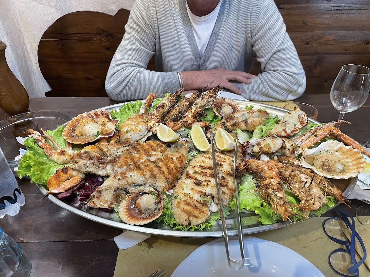 Piatto del menù Menu turistico di Terra
