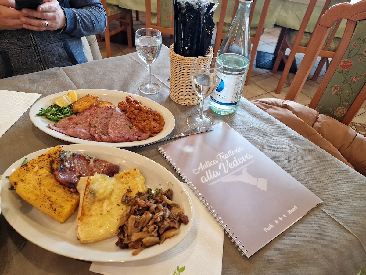 Piatto del menù Menu turistico