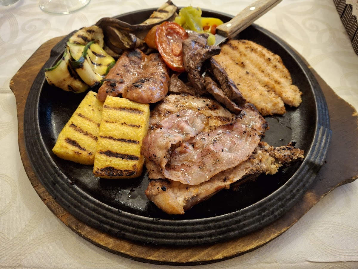 Piatto del menù Menu turistico di Terra