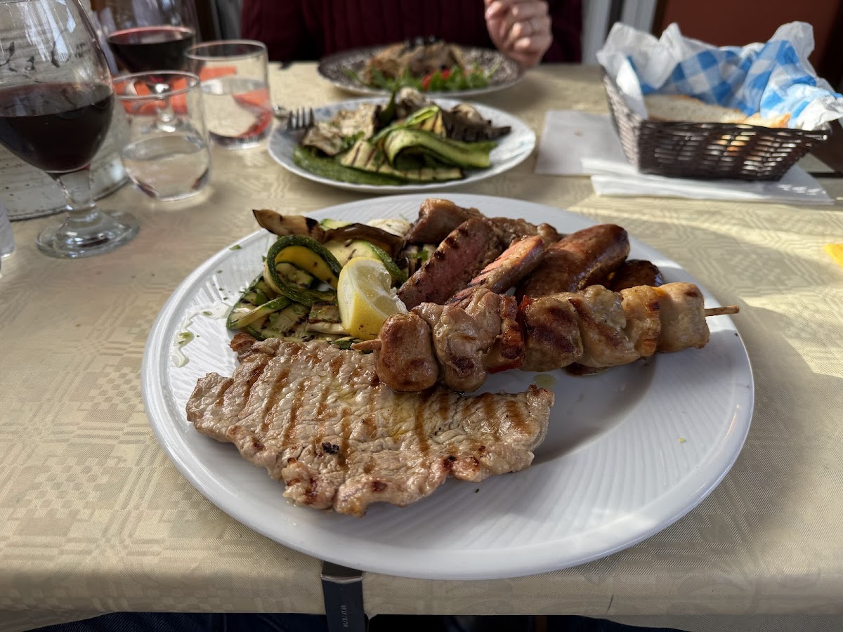 Foto 5 di La Campagnola Trattoria